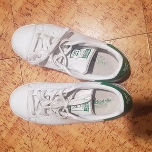 Adidas Stan Smith - 7.5 Women's